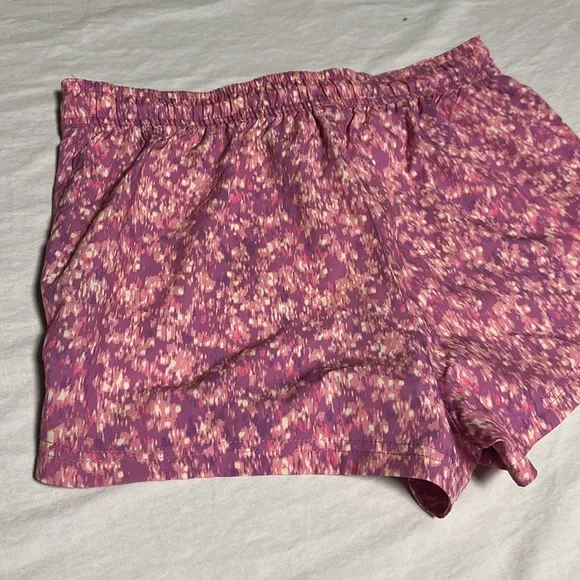 George Shorts - Picture 9 of 9